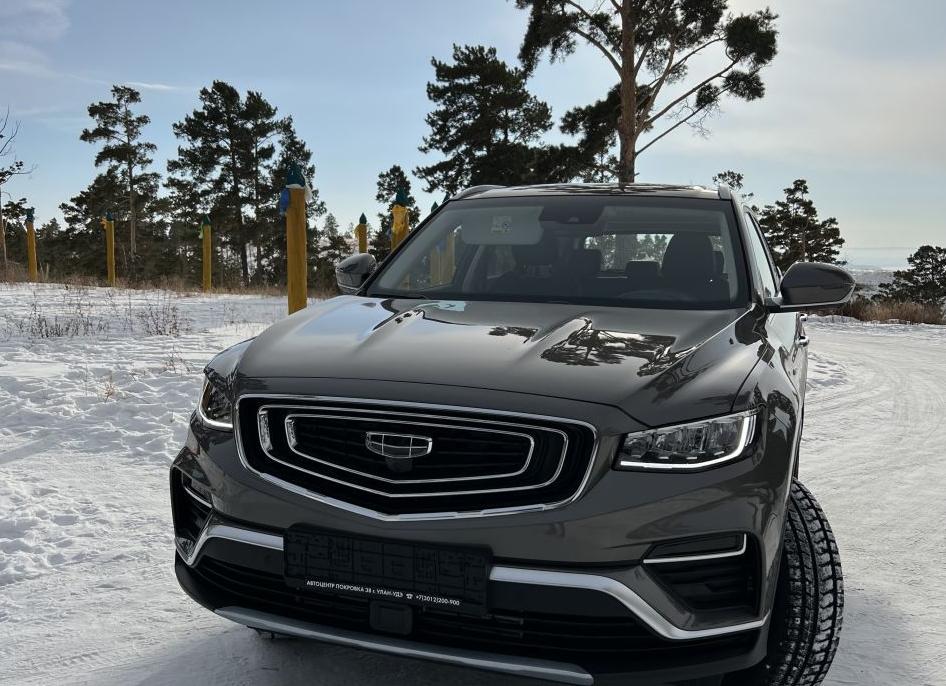 Как узнать уровень жидкости в автомобиле Geely Atlas Pro?