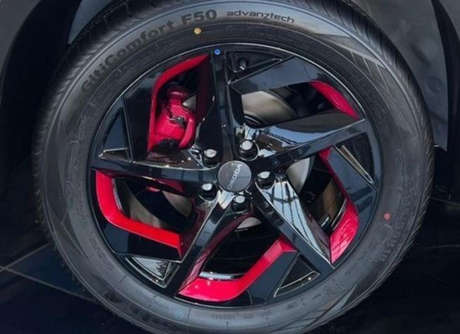 Диски и шины Omoda C5: разболтовка, размеры, штатные, литые