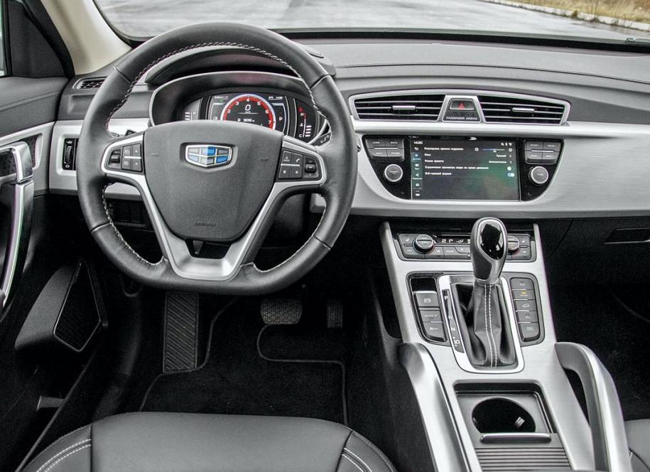 Ремни безопасности и правильная посадка за руль Geely Atlas Pro (Джили Атлас)