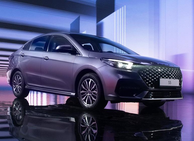 Сравнение Omoda S5 и Kaiyi E5: соперники, конкуренты.