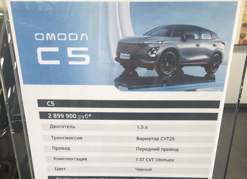 Шаг 2: Проверка уровня масла и состояния охлаждающей жидкости