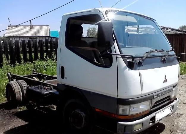  Проверка состояния багажного отделения и ступенек