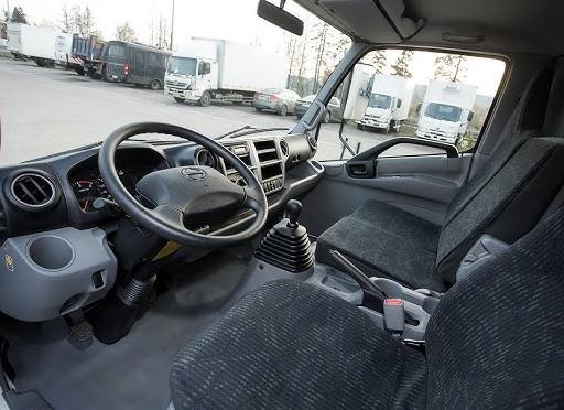 Практичность удобного преобразования интерьера Hino в соответствии со своими потребностями