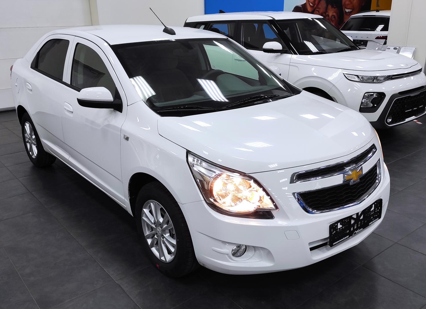 Регулировка положения зеркал: возможности и настройки в автомобилях Chevrolet Cobalt и Ravon